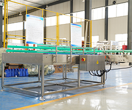 潤滑油灌裝機(jī)上桶平臺，自動供瓶機(jī)客戶現(xiàn)場視頻
